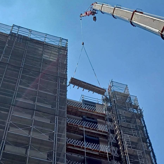 足場の組立工事