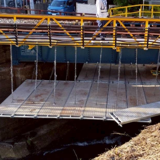 吊り足場解体一式の施工写真